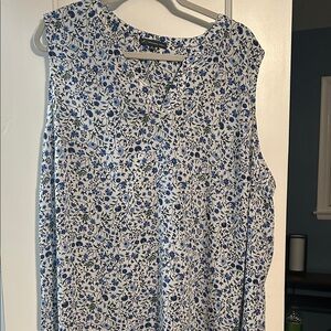 Floral Blue and White Sleeveless Top